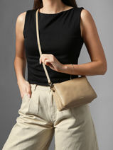 Sac Bandouli�re Tradition Cuir Etrier Beige tradition ETRA0143-vue-porte